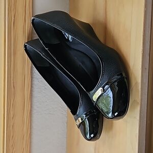 NWOT - Women's Giani Bernini Tahoee Wedge